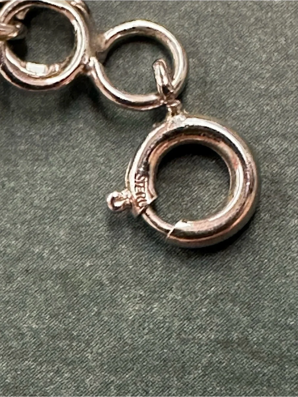 Jobs Daughter VTG 1960s Sterling Silver Charm Bracelet B11 1968